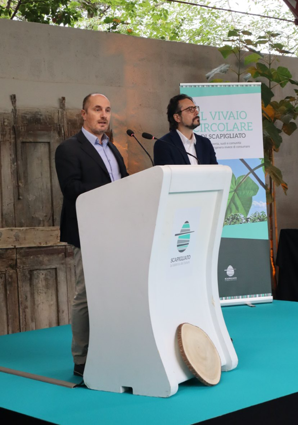 Francesco Girardi, amministratore di Scapigliato, presenta il progetto di riforestazione aziendale